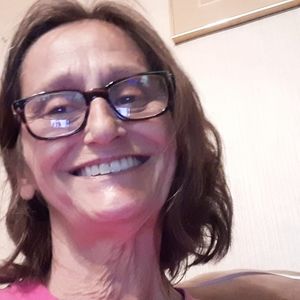 Meet your Posher, Roxanne